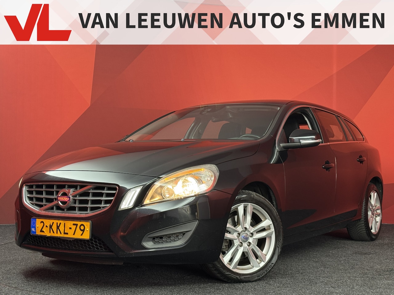 Volvo V60 - 1.6 T3 Momentum | Trekhaak | Clima | Navi - AutoWereld.nl