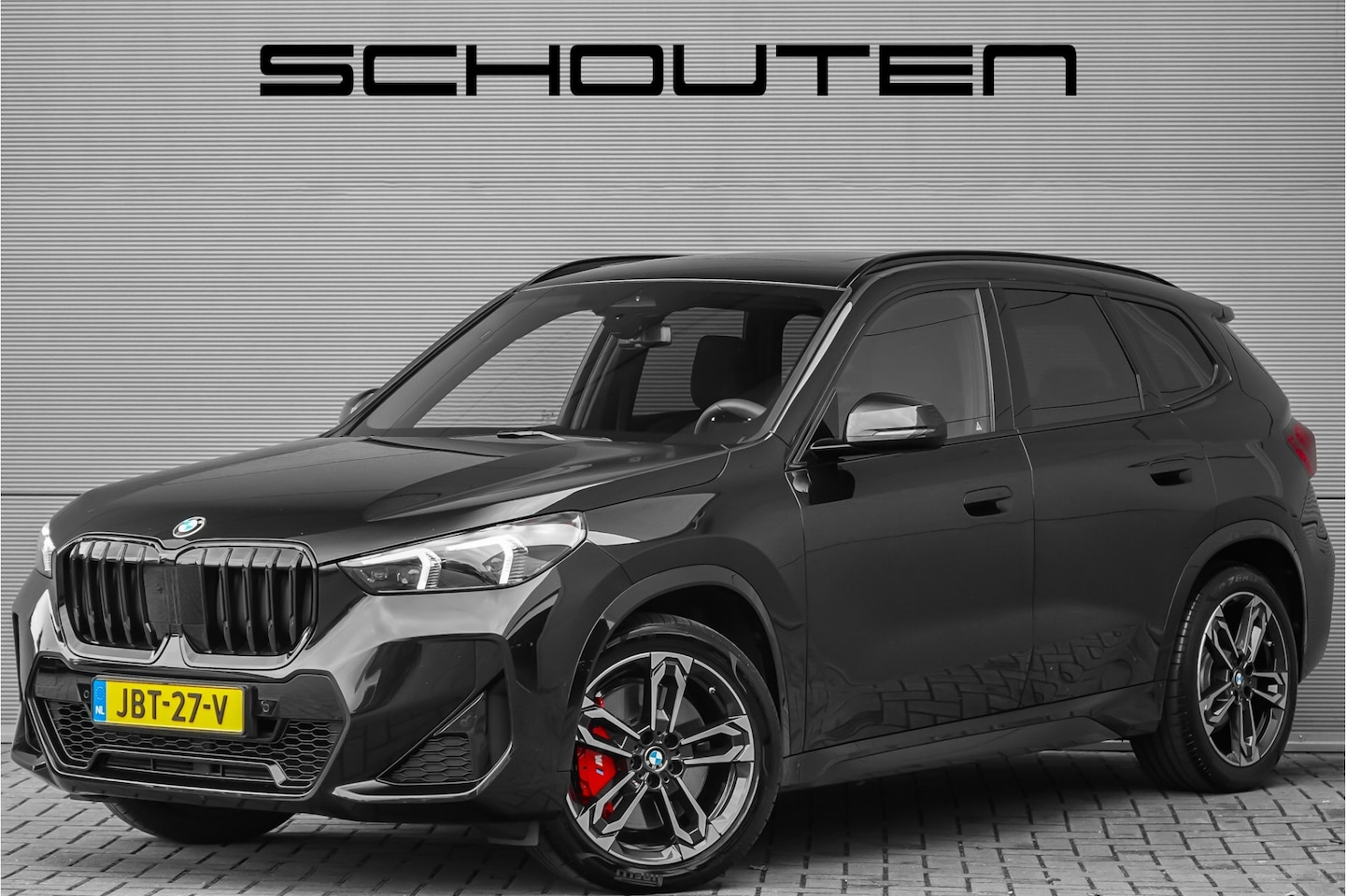 BMW X1 - sDrive20i M-Sport Pro Pano Keyless Premium Camera 19" - AutoWereld.nl