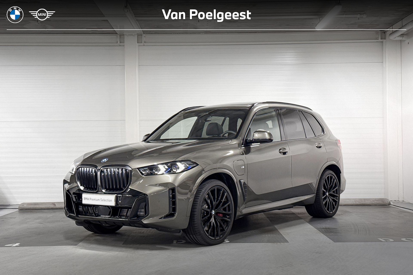 BMW X5 - xDrive50e | M-Sport Pro | Sky Lounge | Trekhaak | Soft-Close | Innovation Pack | Travel Pa - AutoWereld.nl