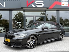 BMW 5-serie Touring - 530e Business M Pano Laser HUD Camera