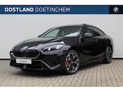 BMW 2-serie Gran Coupé - 220 M Sport Automaat / Panoramadak / Adaptieve LED / M Adaptief onderstel / Parking Assist