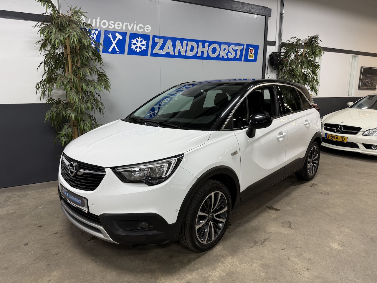 Opel Crossland X - 1.2 Turbo Online Edition // Autom. // Carplay // stoelverw. - AutoWereld.nl