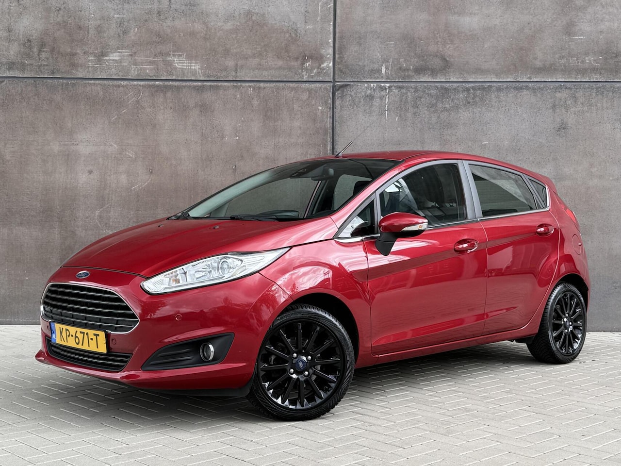 Ford Fiesta - 1.0 EcoBoost Titanium | Navigatie | APK 09-2027 | Cruise control | Climate control | Parke - AutoWereld.nl