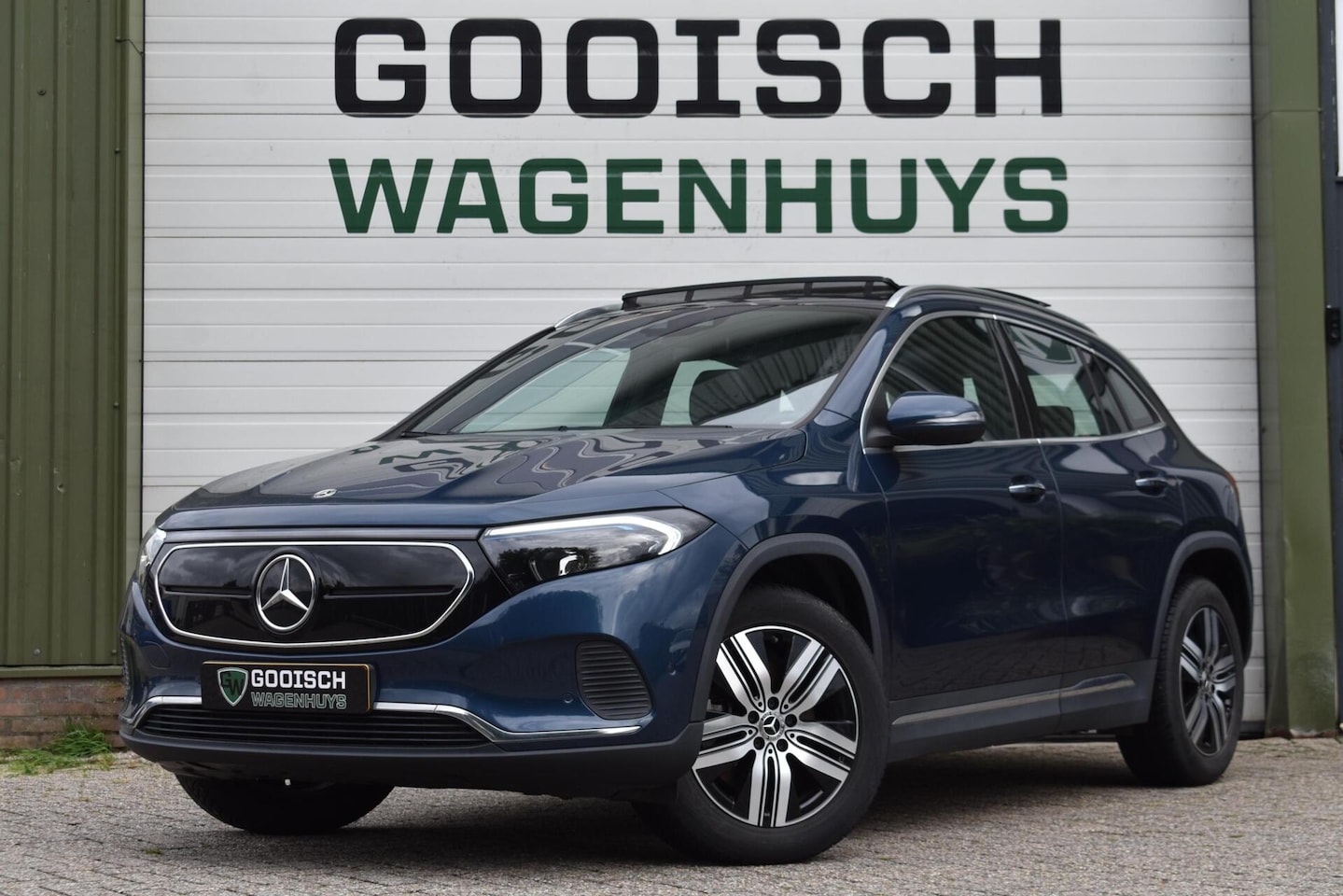 Mercedes-Benz EQA - 250+ Luxury Line 71 kWh | Stoelverwarming | Pano | Leder | - AutoWereld.nl