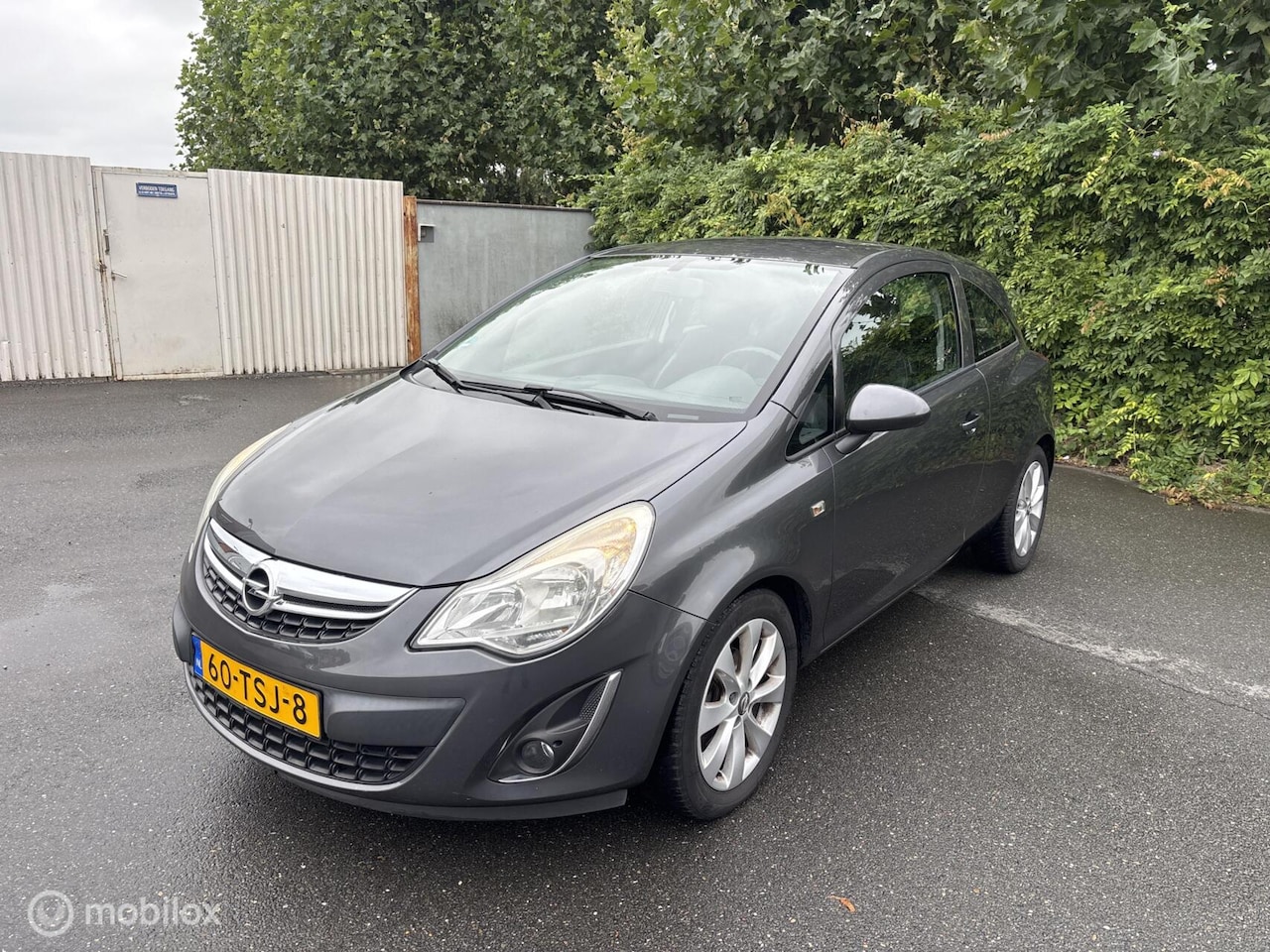 Opel Corsa - 1.2 EcoFlex Anniversay Edition LPG 2012 - AutoWereld.nl