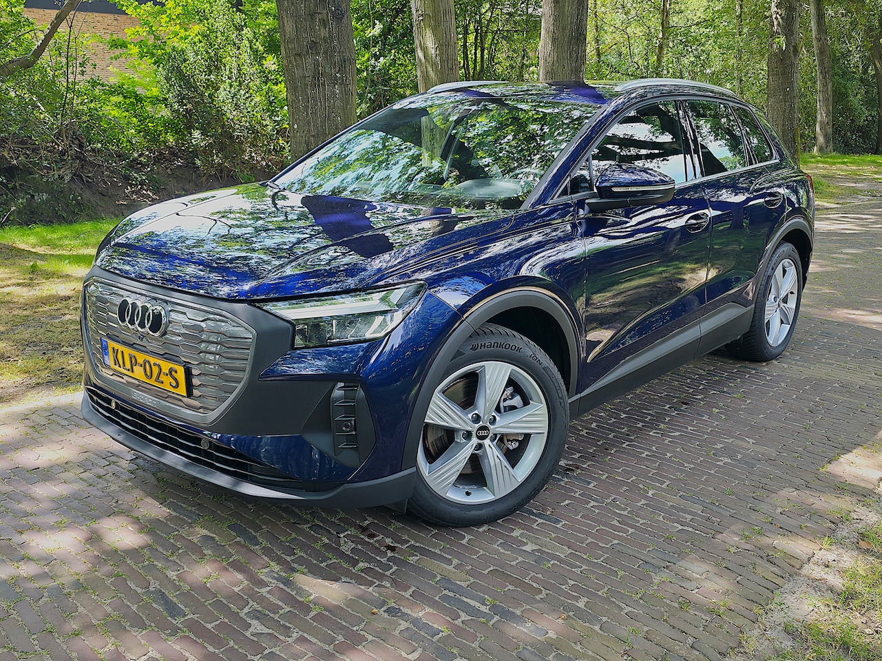 Audi Q4 e-tron - 45 Advanced edition 82 kWh Audi Q4 40 e-tron Navarra Blue | 2023 | SOH 95% | Garantie - AutoWereld.nl