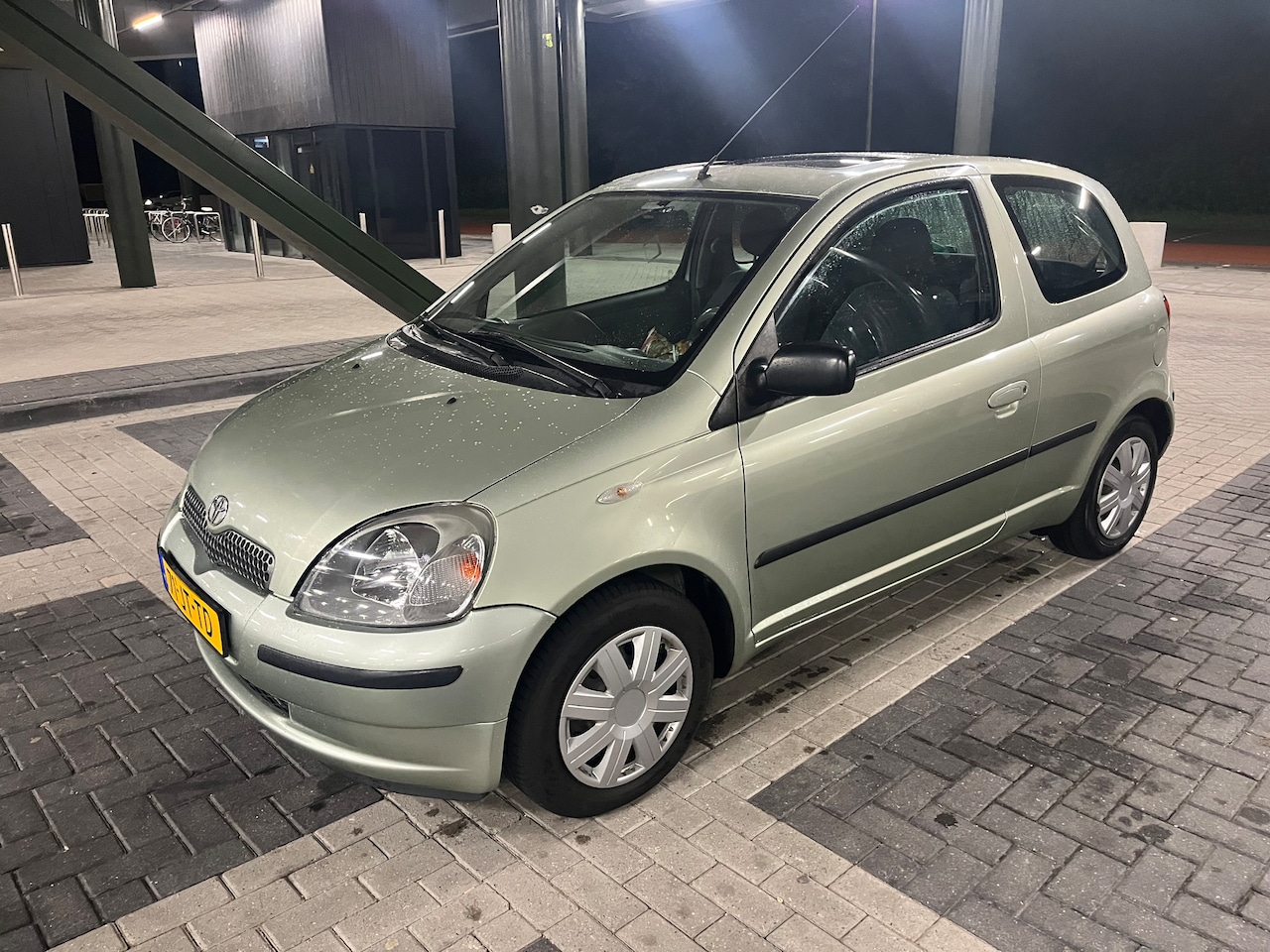 Toyota Yaris - 1.3 VVT-i Luna Nieuwe apk - AutoWereld.nl