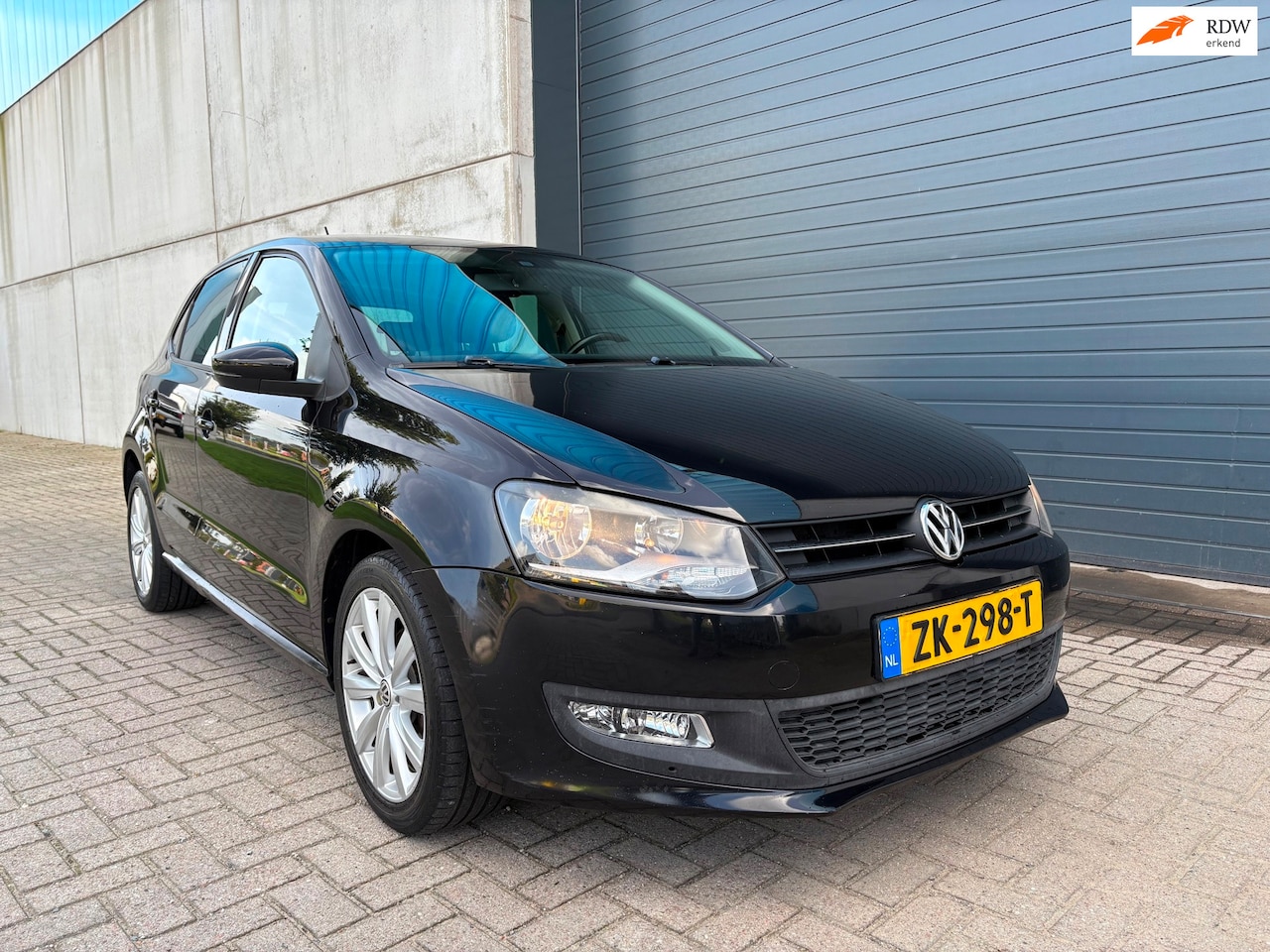Volkswagen Polo - 1.4i 16V Highline 5DRS NAVI PDC - AutoWereld.nl