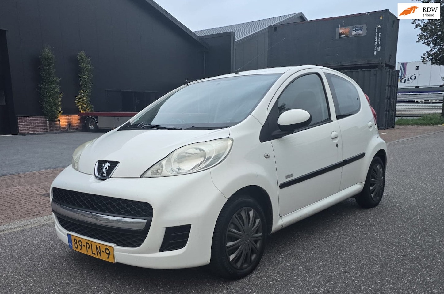 Peugeot 107 - 1.0-12V Millesim 200 AIRCO 5 DEUR - AutoWereld.nl