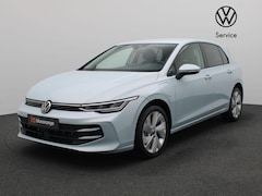 Volkswagen Golf - 1.5 eHybrid Life Edition 204PK DSG SOH 100%, Adaptieve Cruise Controle, Navi via Apple Car