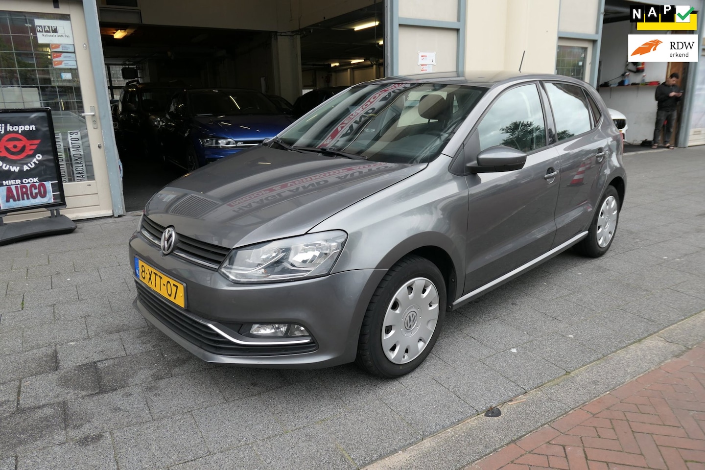 Volkswagen Polo - 1.2 TSI Comfortline Apk/Airco/Cruise/Nap/Elektrische Ramen - AutoWereld.nl