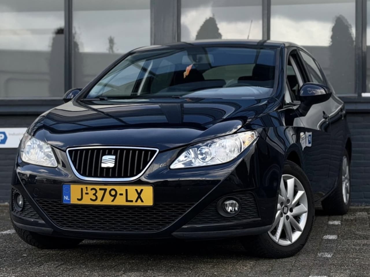 SEAT Ibiza SC - 1.2 Style |Clima |CruiseC |StoelVerw |CarPlay - AutoWereld.nl
