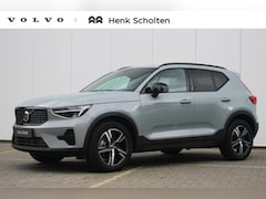 Volvo XC40 - B4 Plus Dark | Trekhaak | Verwarmbare voorstoelen en stuurwiel | Premium audio by Harman K