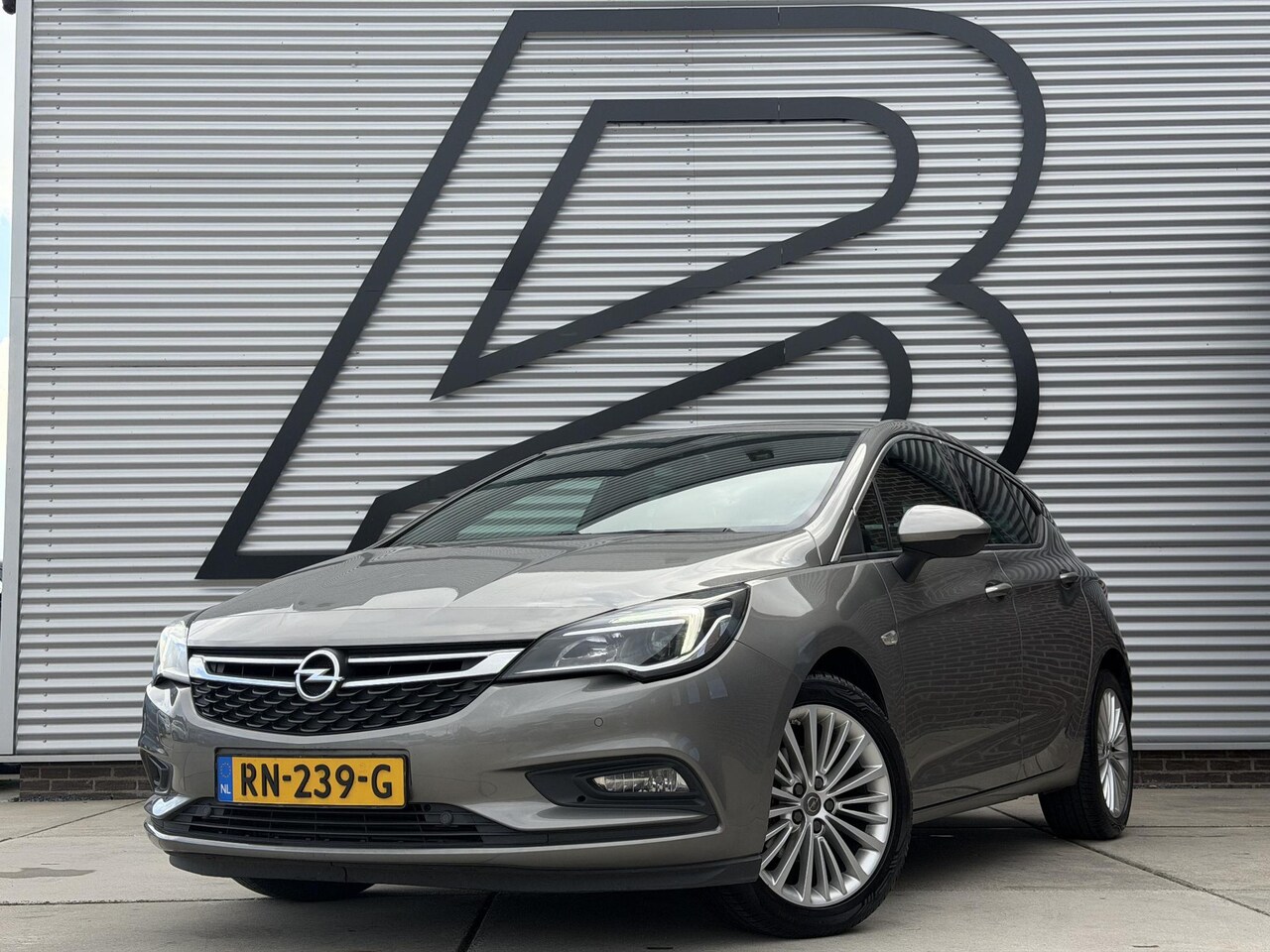 Opel Astra - 1.4 Innovation 2e Eigenaar|Navi|Clima|Cruise|PDC V+A|Dealer Onderhouden|LED|APK tot 01-202 - AutoWereld.nl