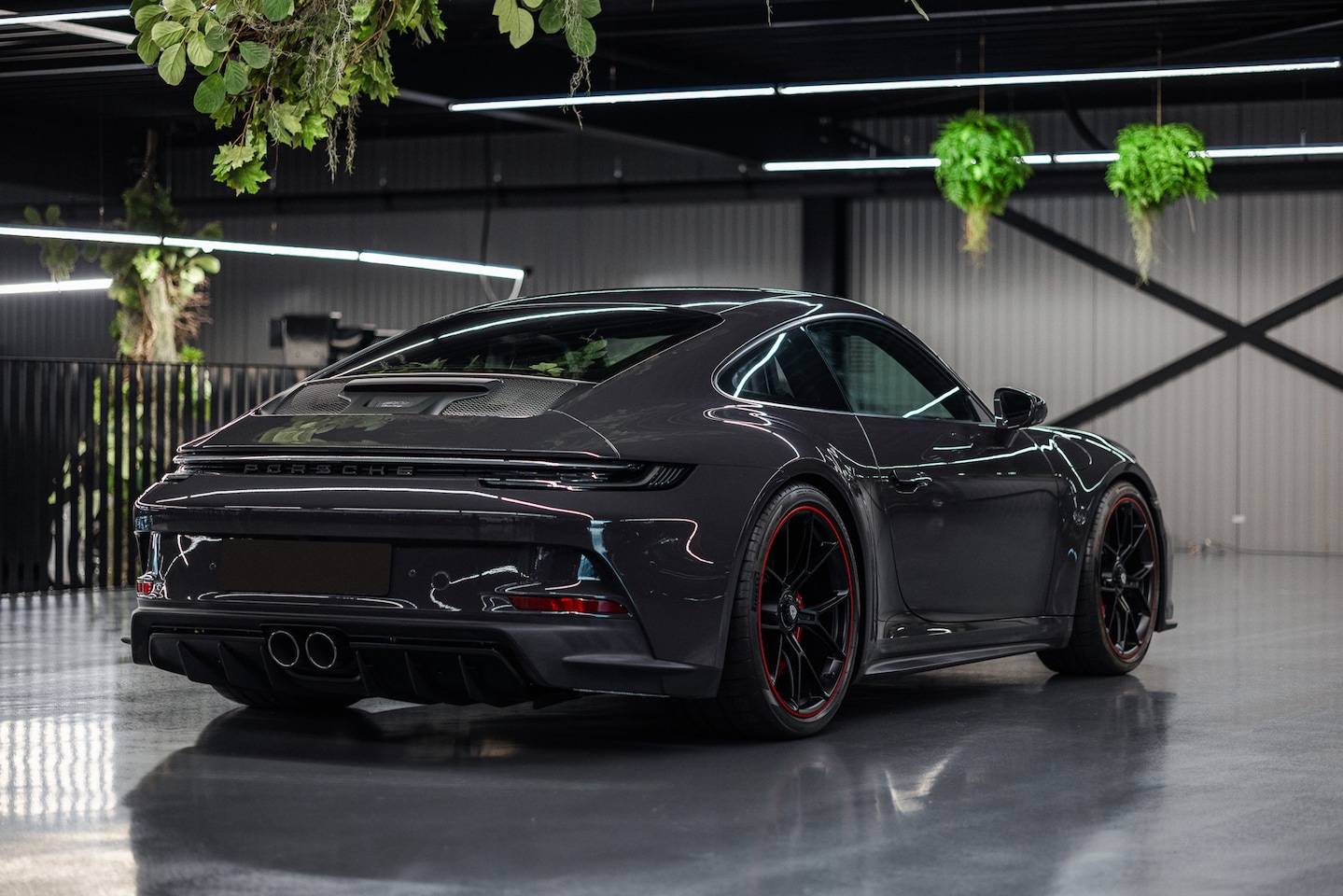 Porsche 911 - 4.0 GT3 Touring Btw auto, (€ 198.305,79 Ex B.T.W) Eerste lak, A1 Conditie Belgisch Gelever - AutoWereld.nl