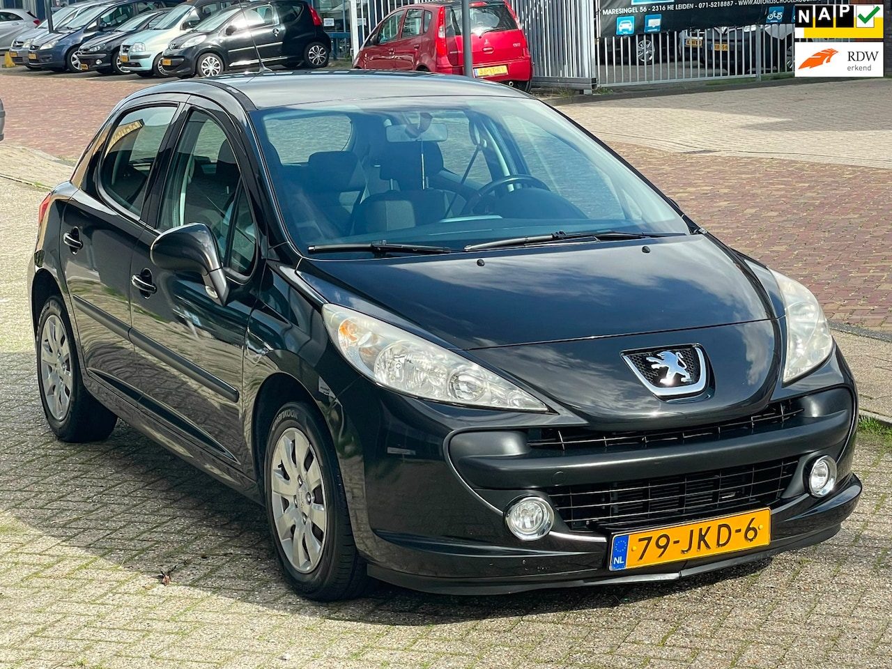 Peugeot 207 - 1.4 VTi Look Airco Stuurbekr Cruise Trekhaak Nap! - AutoWereld.nl