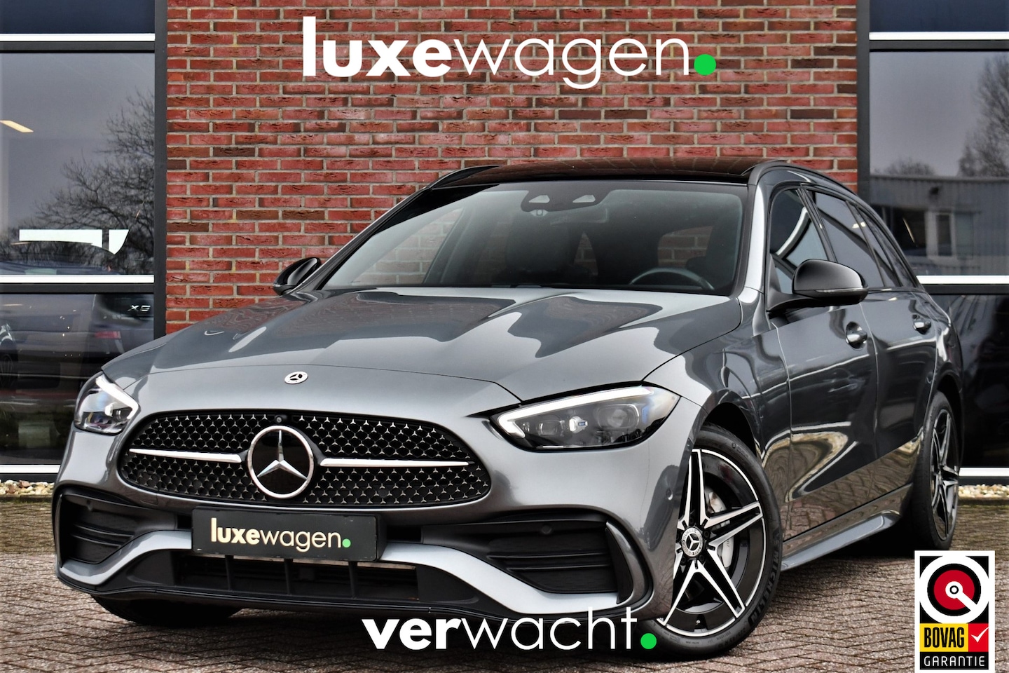 Mercedes-Benz C-klasse Estate - 300 e AMG Line Pano Distr HUD 360 Stoel-vent Night - AutoWereld.nl