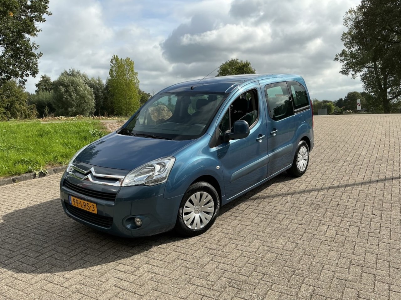 Citroën Berlingo - 1.6 VTI CINQSPACE Rolstoelauto - AutoWereld.nl