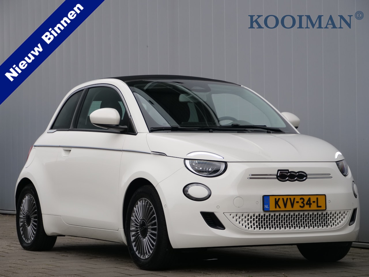 Fiat 500 C - Urban 42 kWh 119 Pk Automaat Apple Carplay / DAB / Camera / SOH 95,5% - AutoWereld.nl