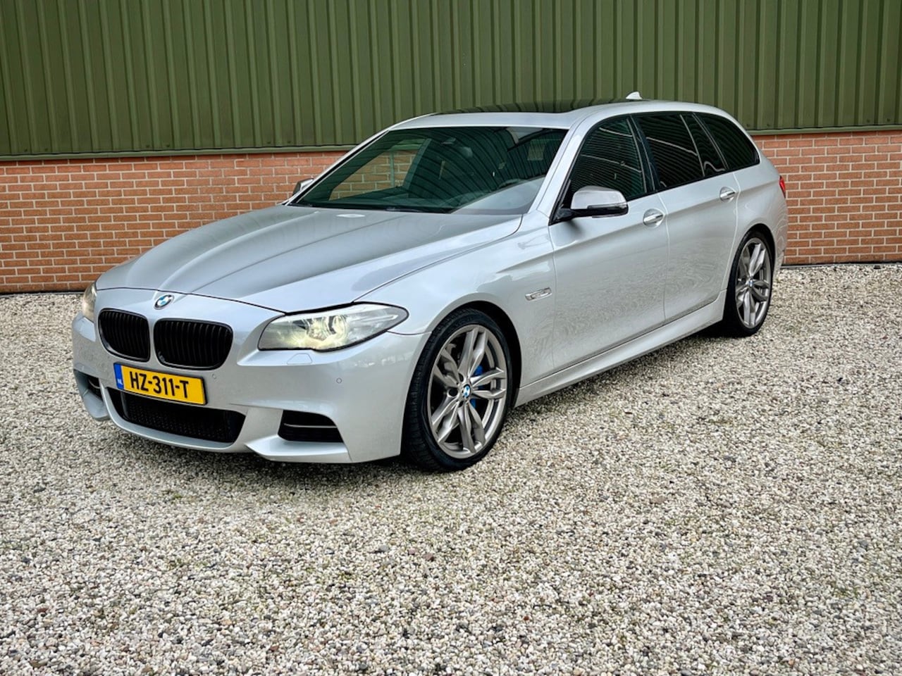 BMW 5-serie Touring - M550xd- Panorama- Full options - AutoWereld.nl