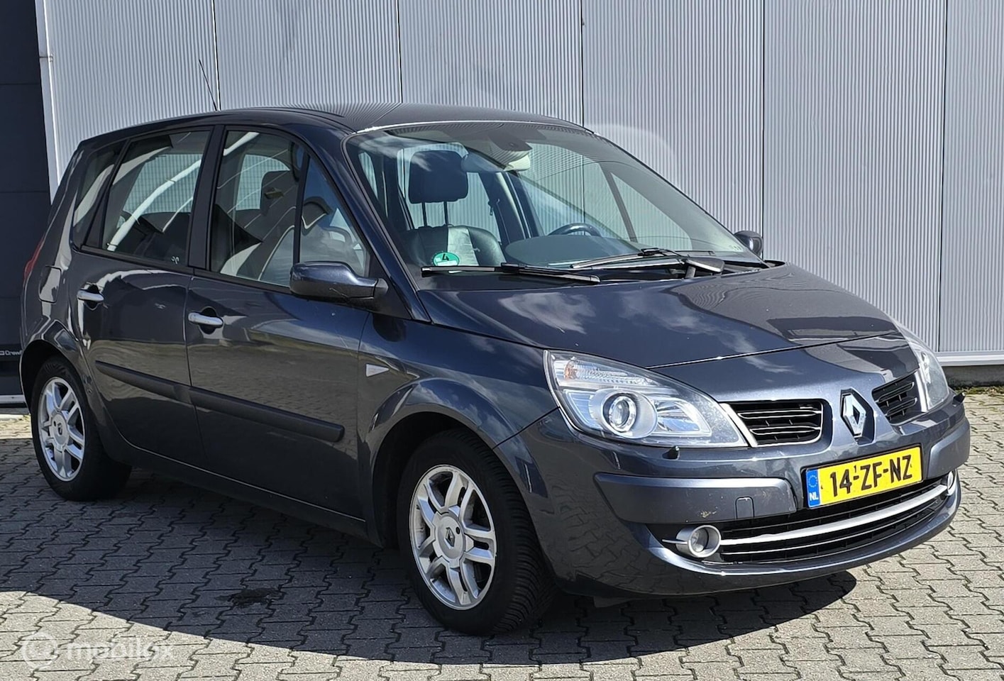 Renault Scénic - 2.0-16V Tech Line 2.0-16V Tech Line - AutoWereld.nl