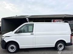 Volkswagen Transporter - 2.0 TDI 150pk dsg aut L1/H1 Highl - nap - 1e eig - navi - carplay - airco - cruise - front