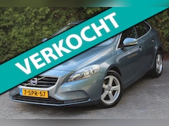 Volvo V40 - 1.6 D2 Momentum 114PK | Navigatie | Climate Control | Cruise Control