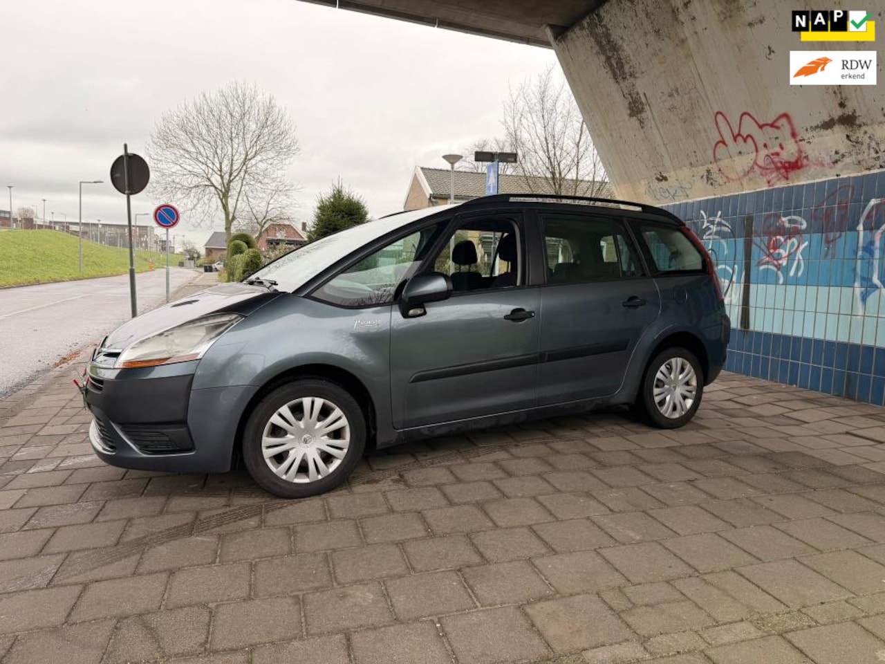 Citroën Grand C4 Picasso - 1.8-16V B J2007/7PERS/AIRCO/APK 9-2027 - AutoWereld.nl
