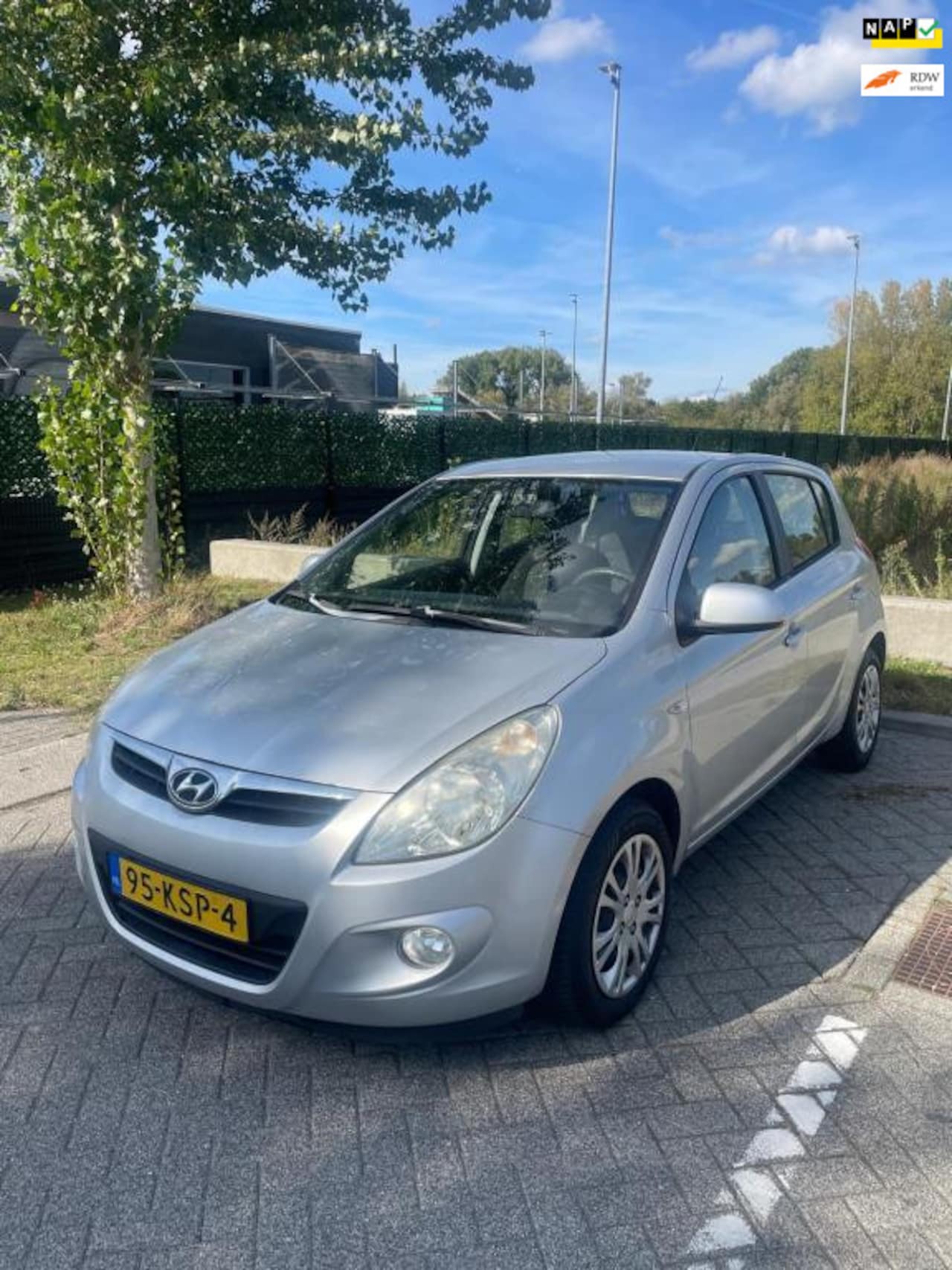 Hyundai i20 - 1.4i DynamicVersion EXPORT/APK VERLOPEN - AutoWereld.nl