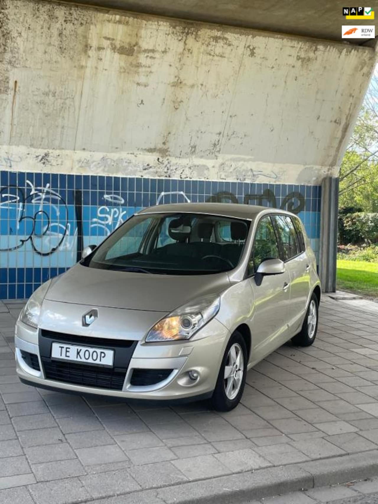 Renault Scénic - 1.4 TCE Dynamique *EXPORT*/APK VERLOPEN - AutoWereld.nl