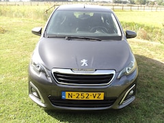 Peugeot 108 - 1.0 e-VTi Allure TOP! ORIGINELE LUXE...ALLURE...PRIJS is BESPREEKBAAR NL-AUTO MET 2 SLEUTEL + BOEKJES + NAP