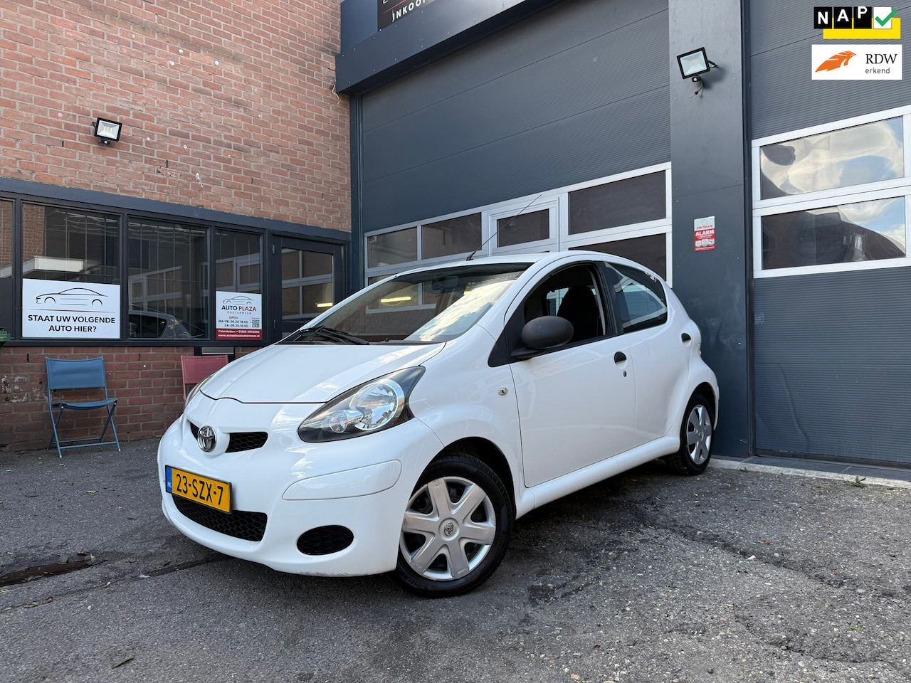Toyota Aygo - 1.0-12V Now 1.0-12V Now - AutoWereld.nl
