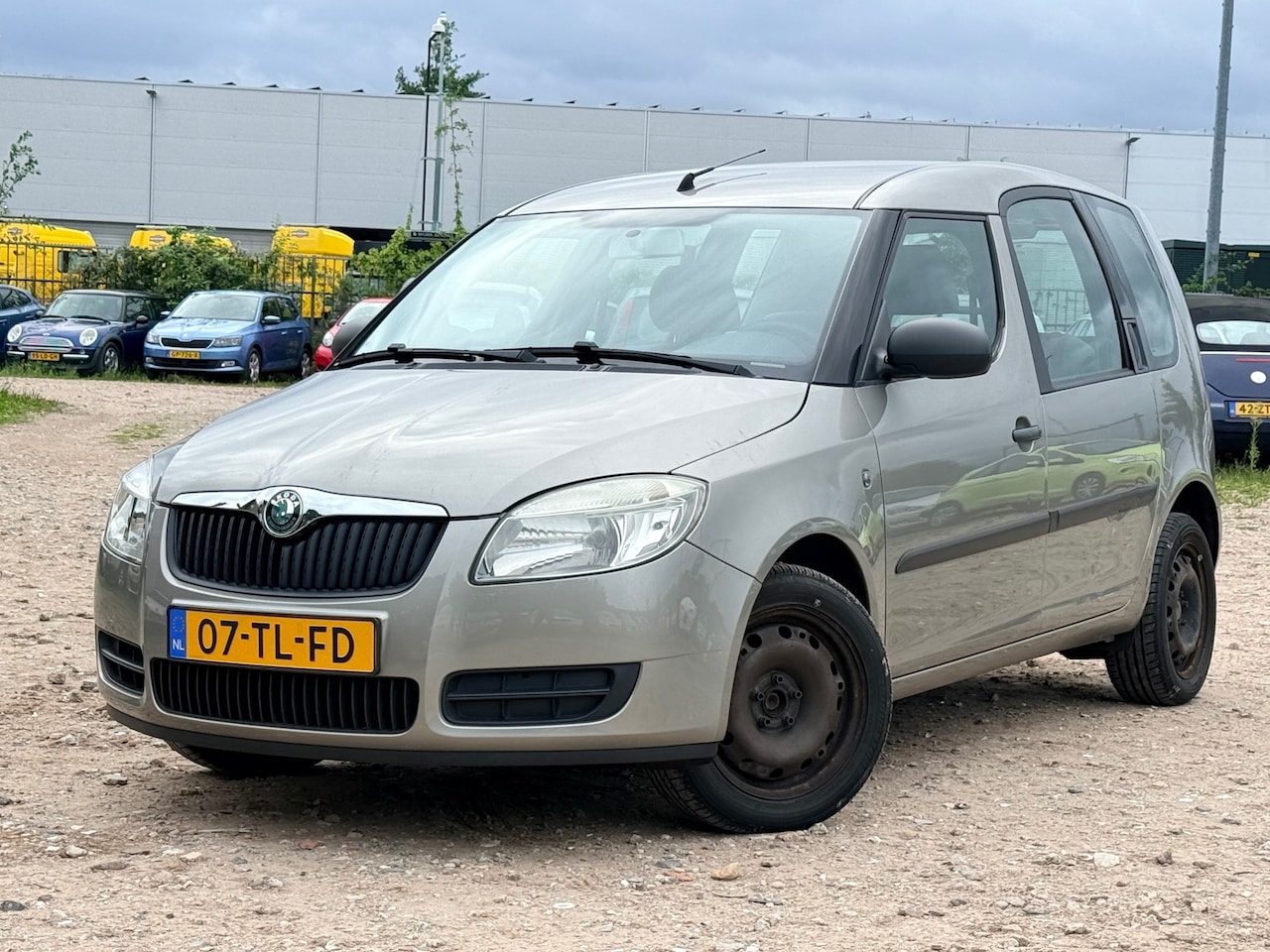 Skoda Roomster - 1.4-16V/ RIJDT HEERLIJK - AutoWereld.nl