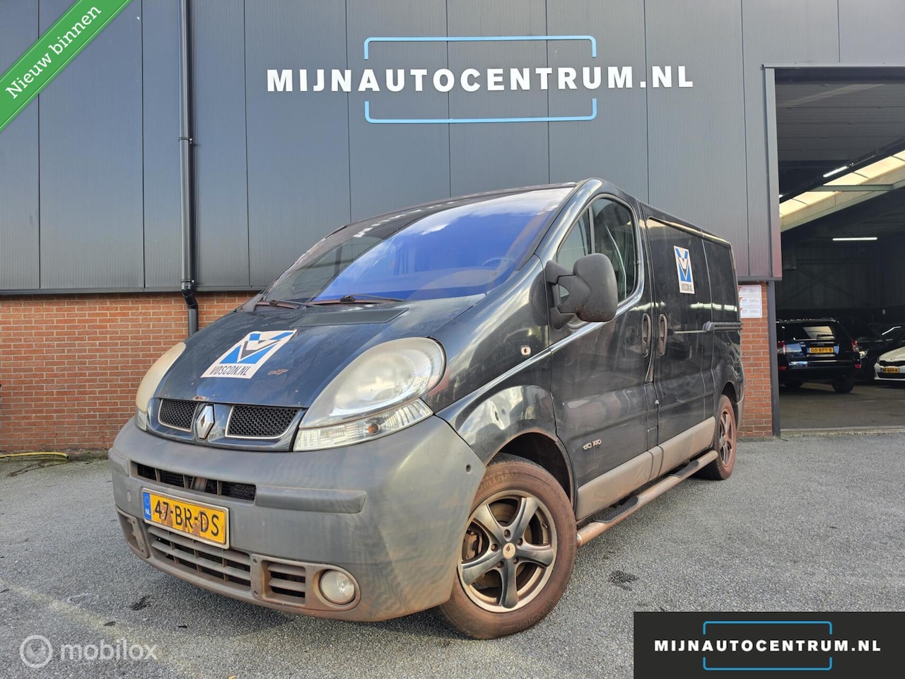 Renault Trafic - bestel 2.5 dCi L1H1 / NAP / AIRCO - AutoWereld.nl