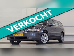 Volvo V70 - 2.4 Edition 2e Eigenaar 100% onderhouden Parkeerhulp Garantie