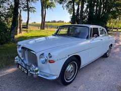 Rover P5 - 3 LITER MARK II COUPE coupe