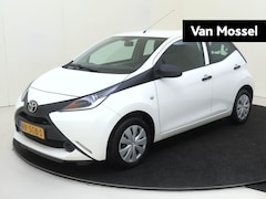 Toyota Aygo - 5drs. 1.0 VVT-i X-Play | 1e-Eig. | Airco | Electrische Ramen | Led Verlichting | Dealer on