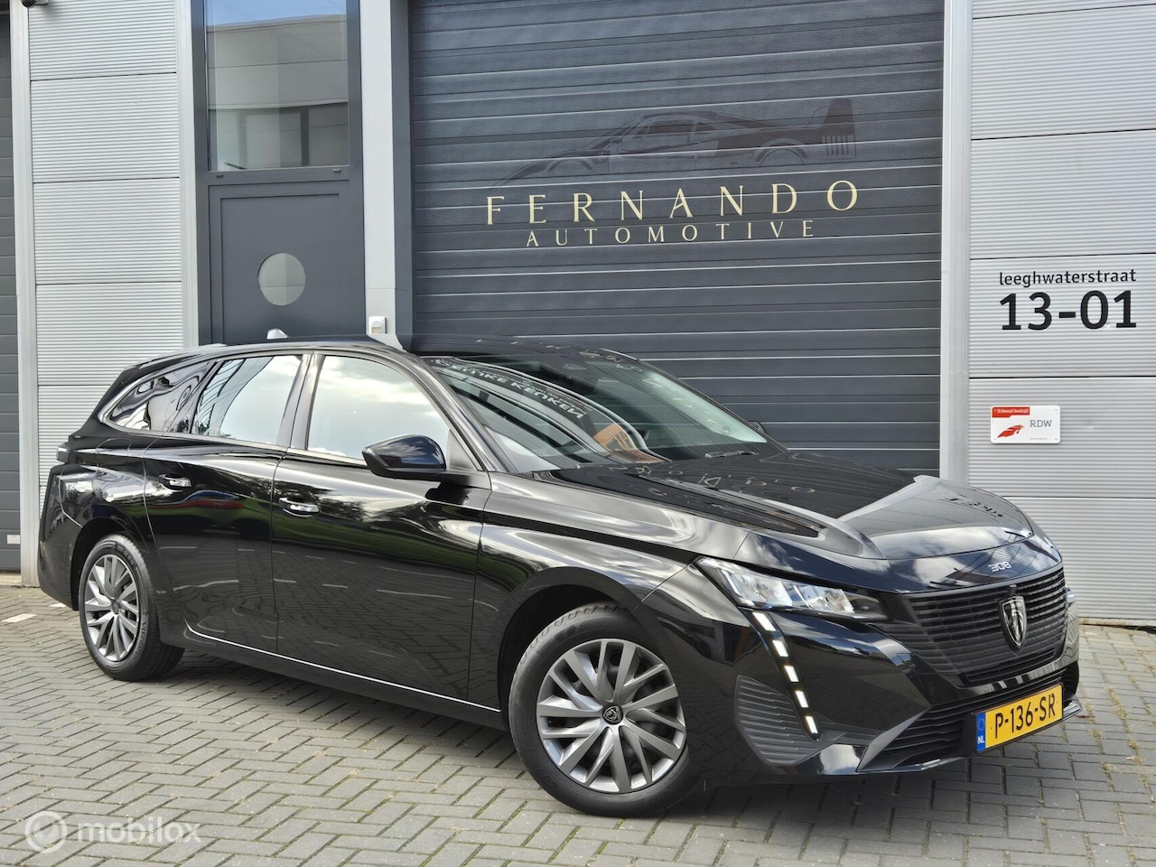 Peugeot 308 SW - 1.2 PureTech Active Pack Business*Nap*1e Eigenaar* - AutoWereld.nl
