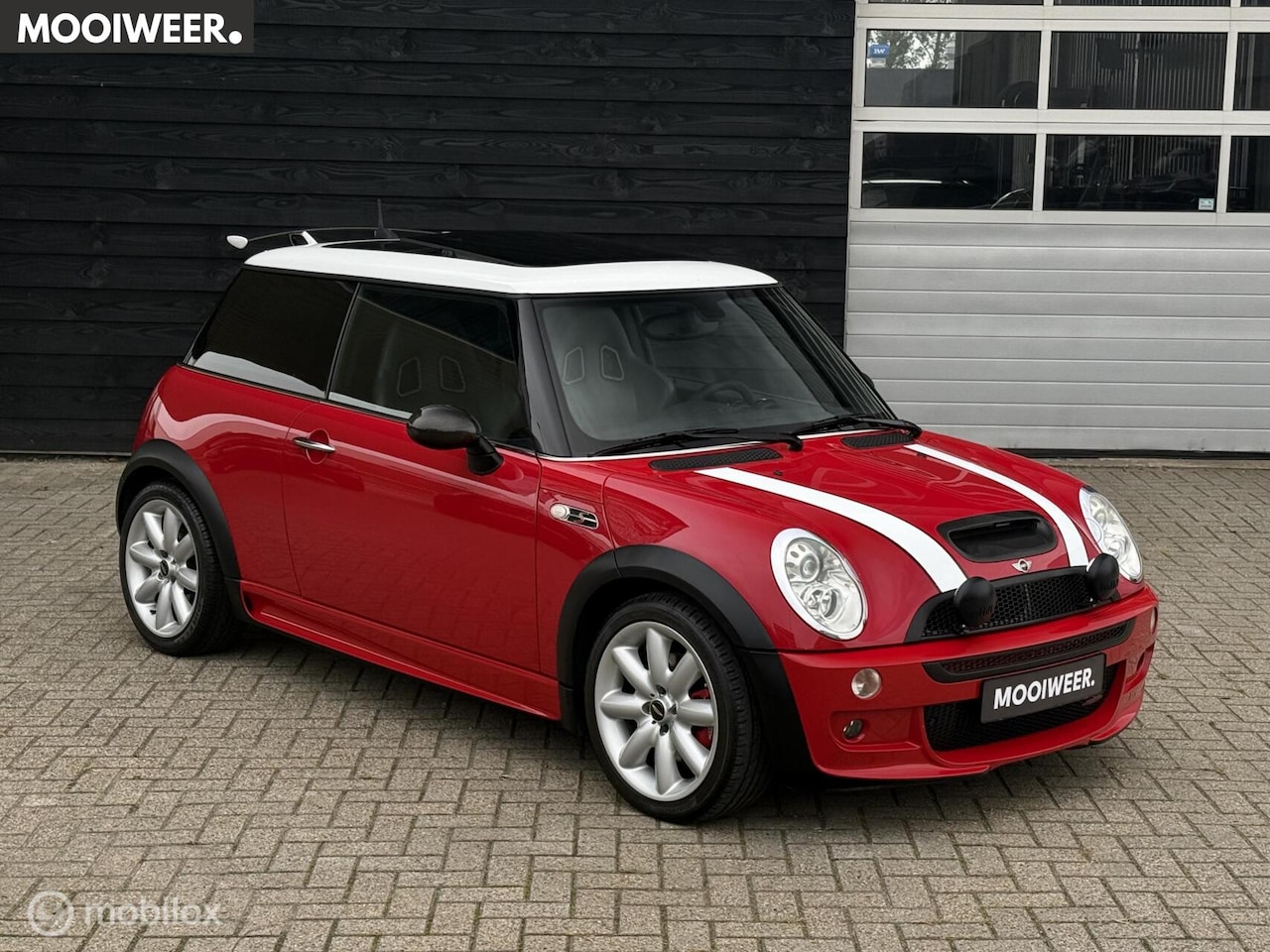 MINI 3-Deurs - 1.6 John Cooper Works | Sparco | Carbon | Aero | 211 PK - AutoWereld.nl