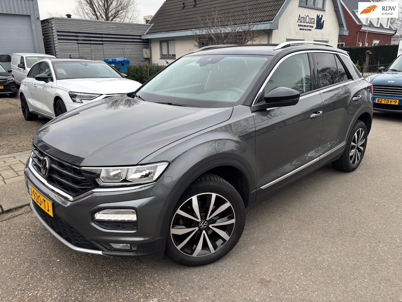 Volkswagen T-Roc - 1.0 TSI Style Business Camera - AutoWereld.nl