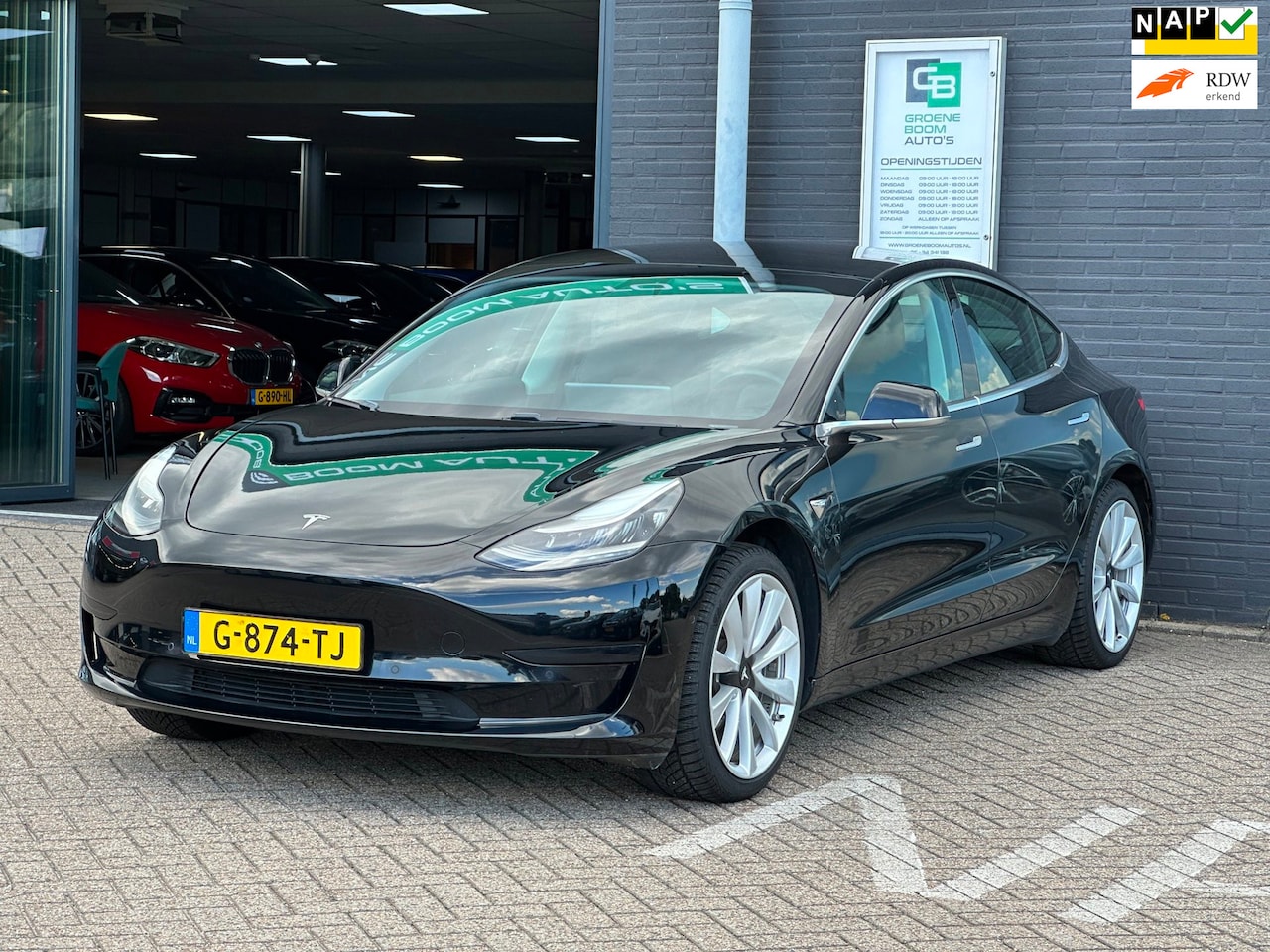 Tesla Model 3 - Standard RWD Plus 60 kWh/PANO-DAK/CAMERA/NETTE STAAT!! - AutoWereld.nl
