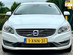 Volvo V60 - 2.0 D4 Summum 2014 WIT-METALLIC/LEER/ECC