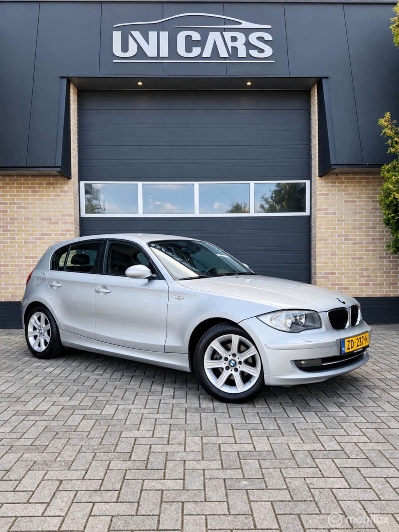 BMW 1-serie - 116i Executive |5 deurs|Airco|Cruis|LM 16 - AutoWereld.nl