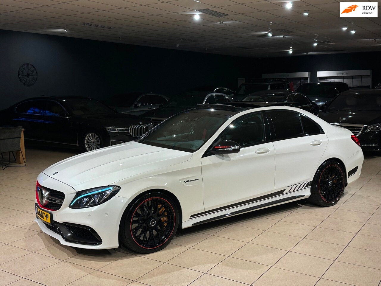 Mercedes-Benz C-klasse - C63 S AMG EDITION 1/CERAMIC/CARBON/PANO/DTR/VOLL - AutoWereld.nl