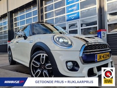 MINI 5-Deurs - 2.0 Cooper S Serious Business Aut. SPORTLEER / PANORAMADAK / CAMERA / LED / 18 INCH / NAVI