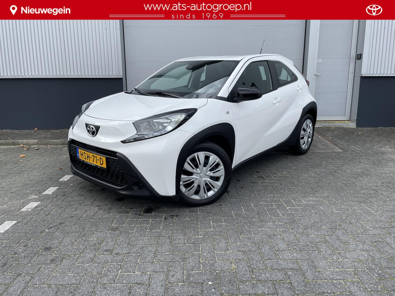Toyota Aygo X - 1.0 VVT-i MT play 1.0 VVT-i MT Play , Org NL en 1e Eigenaar - AutoWereld.nl
