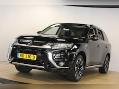 Mitsubishi Outlander - 2.0 PHEV Executive Edition | Trekhaak | Camera