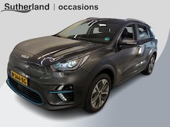 Kia e-Niro - DynamicPlusLine 64 kWh | SOH 100% | Trekhaak | Warmtepomp | Schuif-Kantel Dak |