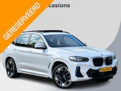 BMW iX3 - High Executive 80 kWh 285 PK | M Pakket | Panoramadak | 360 graden camera | Sportstoelen |