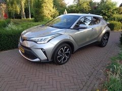 Toyota C-HR - 2.0 Hybrid 184pk CVT Style Team Edition bij specialist - rijklaarprijs